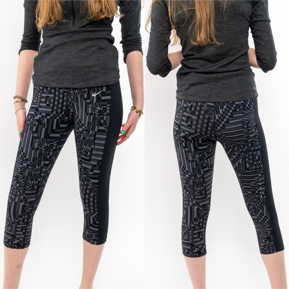 NIKE | epic luxe printed capri leggings bundle - Picture 12 of 12